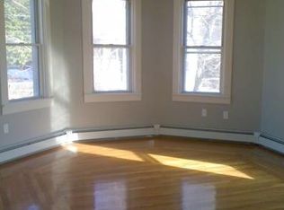 32 Tecumseh St, Providence, RI 02906