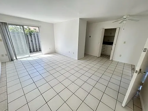47 Ocean View Ave #4 Photo 1 47 Ocean View Ave #4 Photo 1