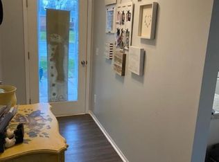 104 Kirkleigh Ct, King, NC 27021