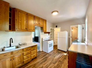 610 State St, Saint Charles, IL 60174