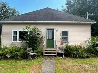 5 Greenfield Rd, Milford, ME 04461