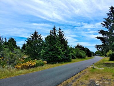 710 Island Circle SE, Ocean Shores, WA, 98569