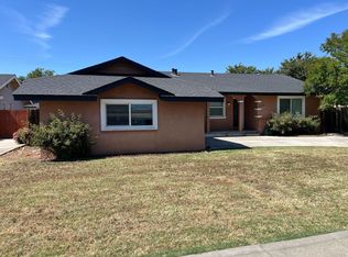 1105 W Downs St, Stockton, CA 95207