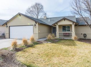 1927 SW 38th St, Redmond, OR 97756