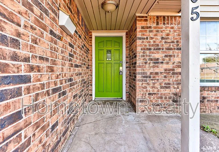 605 W Clarke St — Photo 6