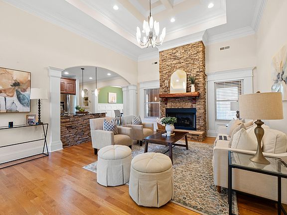 4th image of 8982 Rostis Ln