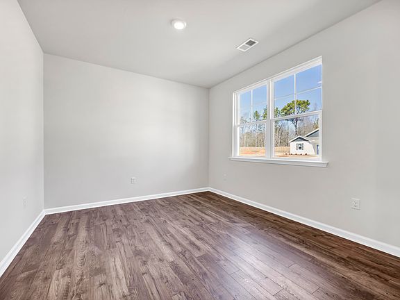 2nd image of 206 Ruby Prince Rd