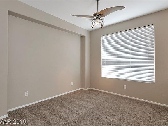 5th image of 1014 Lone Pine River Ave