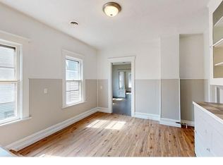 3185 W 58th St, Cleveland, OH 44102