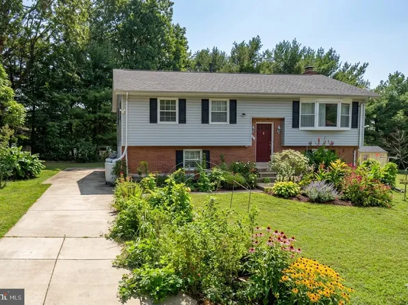 11705 Battersea Dr, Beltsville, MD 20705