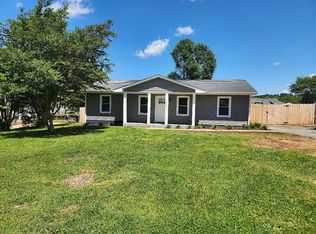 230 Wolfe Ln, Inman, SC 29349