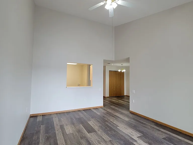 Evia Apartments — Photo 41
