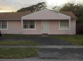 1231 SW 73rd Ave, North Lauderdale, FL 33068