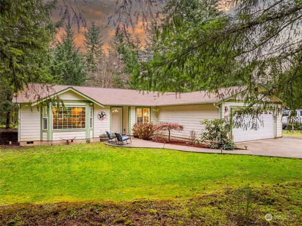 107 Moonlit Lane, Winlock, WA 98596