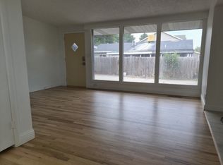 946 Madsen Ln, North Salt Lake, UT 84054