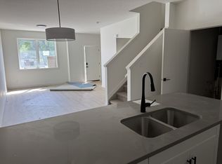 9636 160th St NW #1, Edmonton, AB