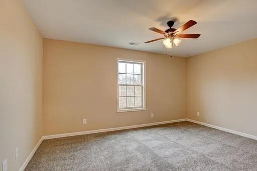 250 Fairview Ln #D — Photo 11