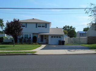 213 Clinton Ave, Eatontown, NJ 07724