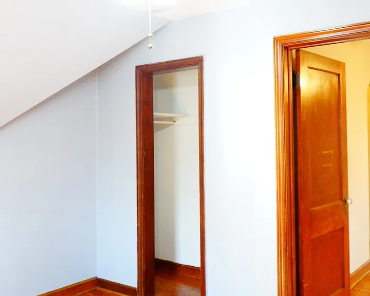 806 Houston Ave — Photo 13