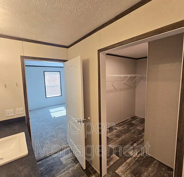 511 E 1st St #70 — Photo 18
