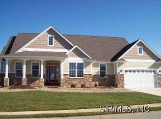 2121 Tuscany Ridge Ct, Maryville, IL 62062