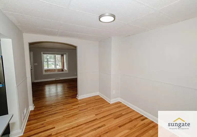 3427 N Point Rd — Photo 6