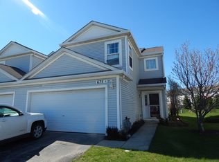 675 Fieldcrest Dr UNIT B, South Elgin, IL 60177