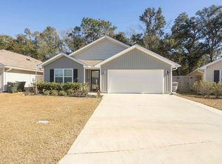 9470 Lutoo Ln, Pensacola, FL 32526