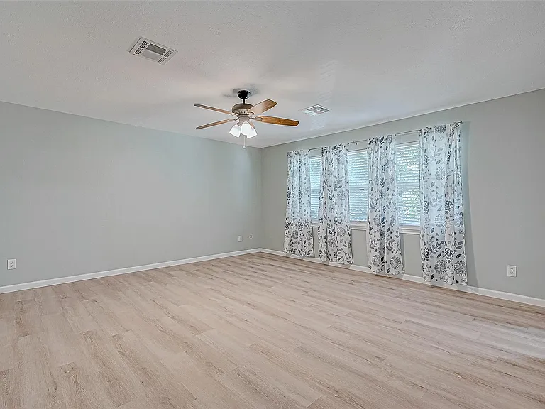 8110 Bent Oak Ln — Photo 34