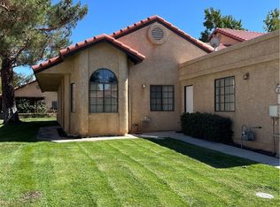 11687 Maple St, Apple Valley, CA 92308