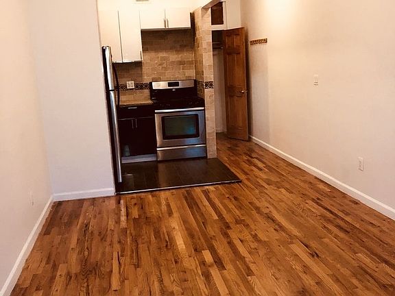 3rd image of 615 Marcy Ave Ste 2