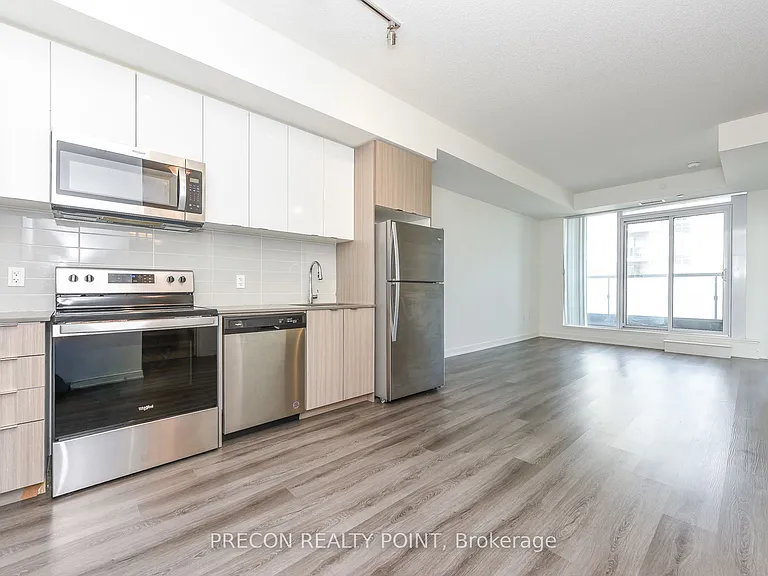 859 The Queensway N #212 — Photo 10