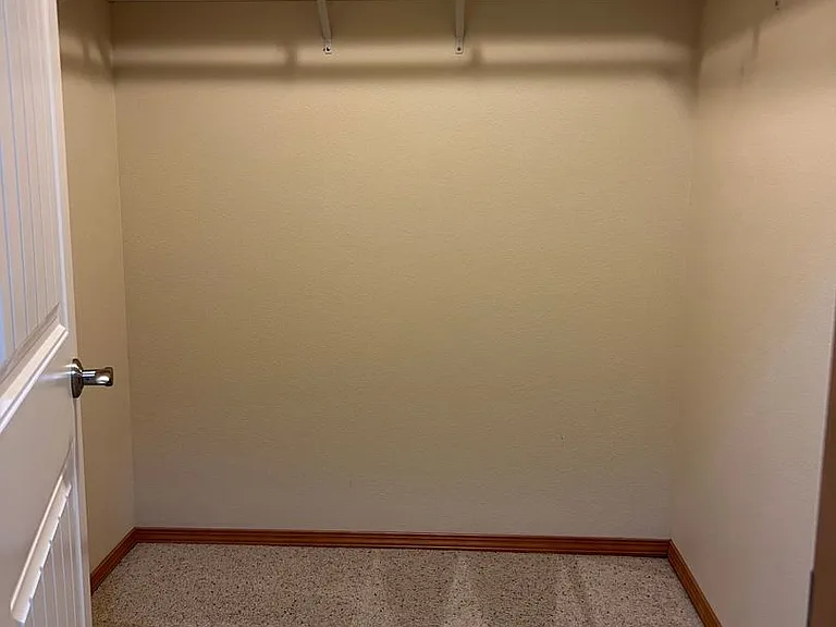 417 SW Pemberly Loop — Photo 26