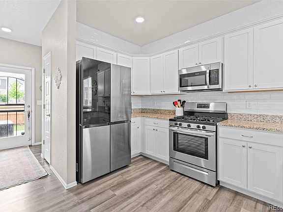 Refrigerator in the picture has been replaced with brand new one recently.