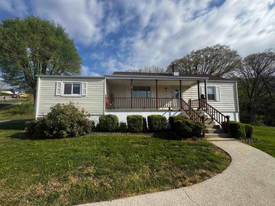502 Hopkins St, Narrows, VA, 24124