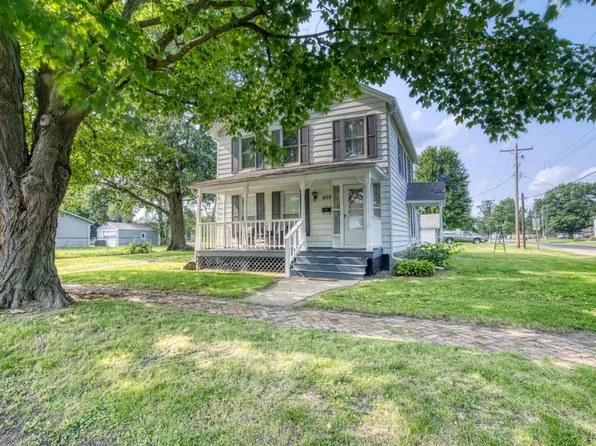 409 E South St, Knoxville, IL 61448