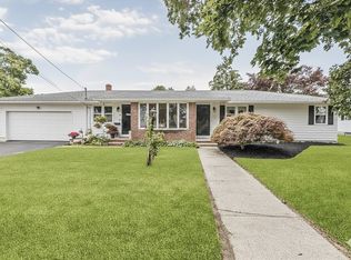 75 Vermont St, Cranston, RI 02920