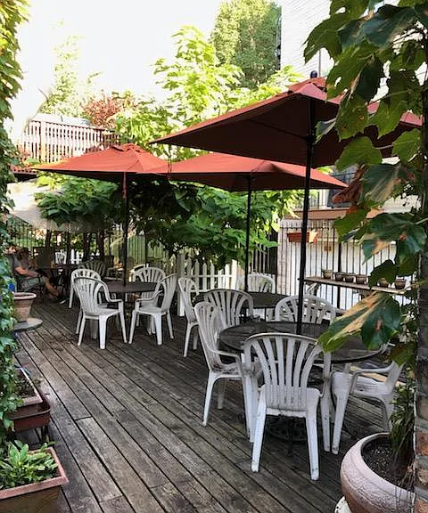 3937 N Wayne Ave #1R — Photo 3