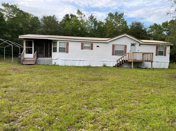 467 Juniper Lake Dr, Defuniak Springs, FL 32433