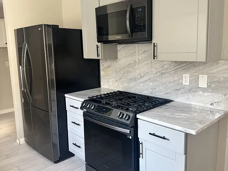8902 N 149 E — Photo 5