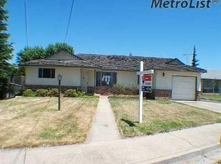 12415 Riverside Rd, Waterford, CA 95386