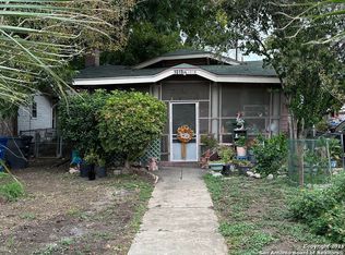 1019 W Russell Pl, San Antonio, TX 78212