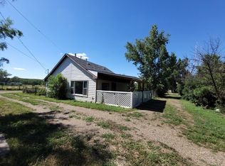 102 Lewis St, Miles City, MT 59301