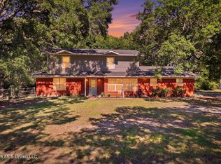 2200 Robertsdale Rd, Gautier, MS 39553
