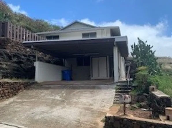 1213 Ala Awapuhi Pl, Honolulu, HI 96818