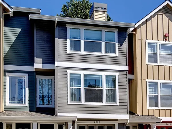 9080 162nd Place NE #2202, Redmond, WA 98052