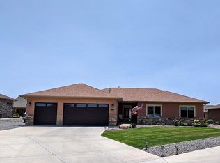 1272 Peppertree Dr, Montrose, CO 81401