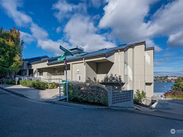 2400 8th Avenue N #201, Seattle, WA 98109