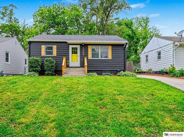 1308 Main St, Bellevue, NE 68005