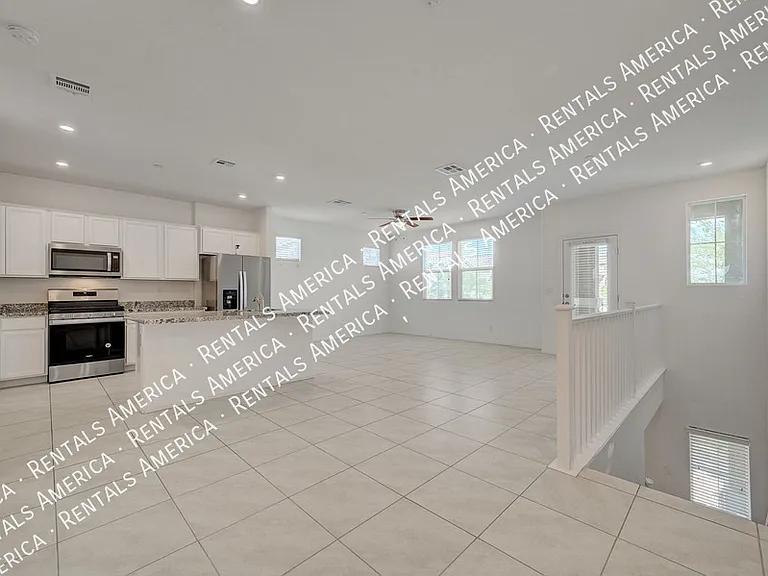 650 Vetiver Ln — Photo 5